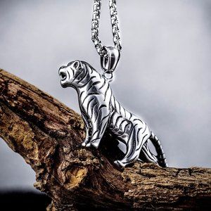 ❤️Animal tiger stainless steel pendant necklace for women/men, N90201P183